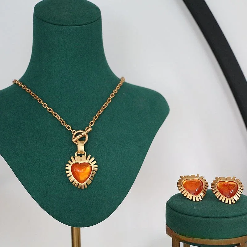 Classic Retro Orange Gemstone Heart Necklace Earrings Two-piece Set Designer New OT Chain Adjustable Charm Women's Jewelry Set