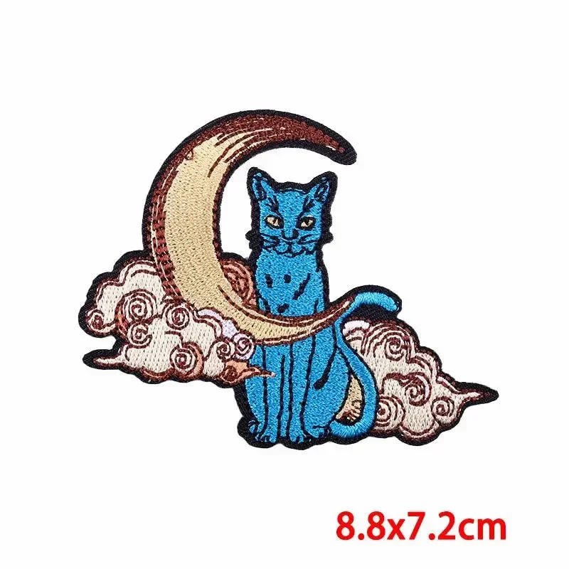 Embroidered Patch Iron On Patches for Clothing Pocket Cat Clothes Stickers Fabric Sewing Thermal Adhesive Applique Fusible