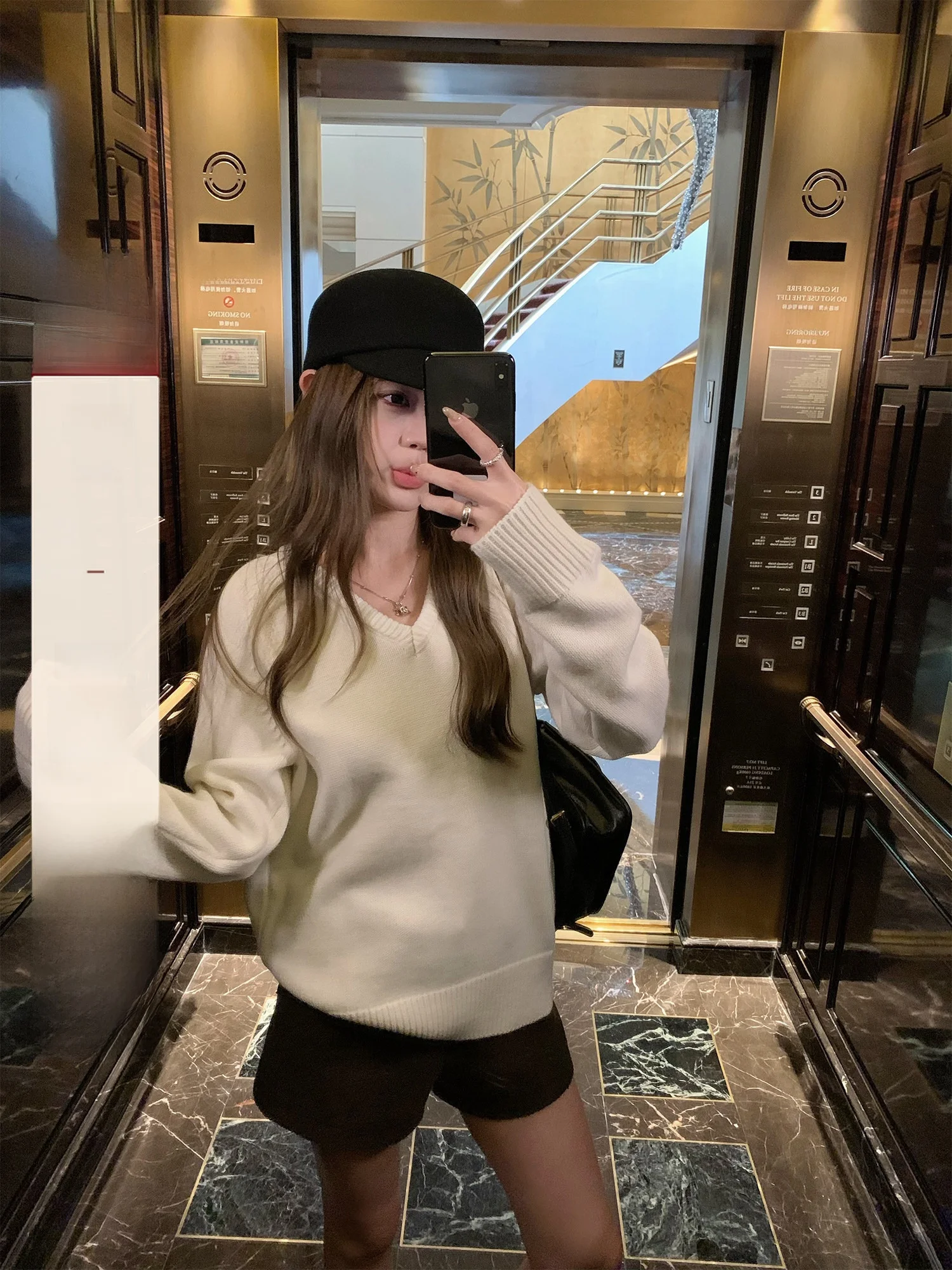 

Hhi Hyde Park Women's Woolen V-ne Sweater Mellow Beige Layerable Loose Fit Knitwear Slimming Top Commute Sle Long Sve