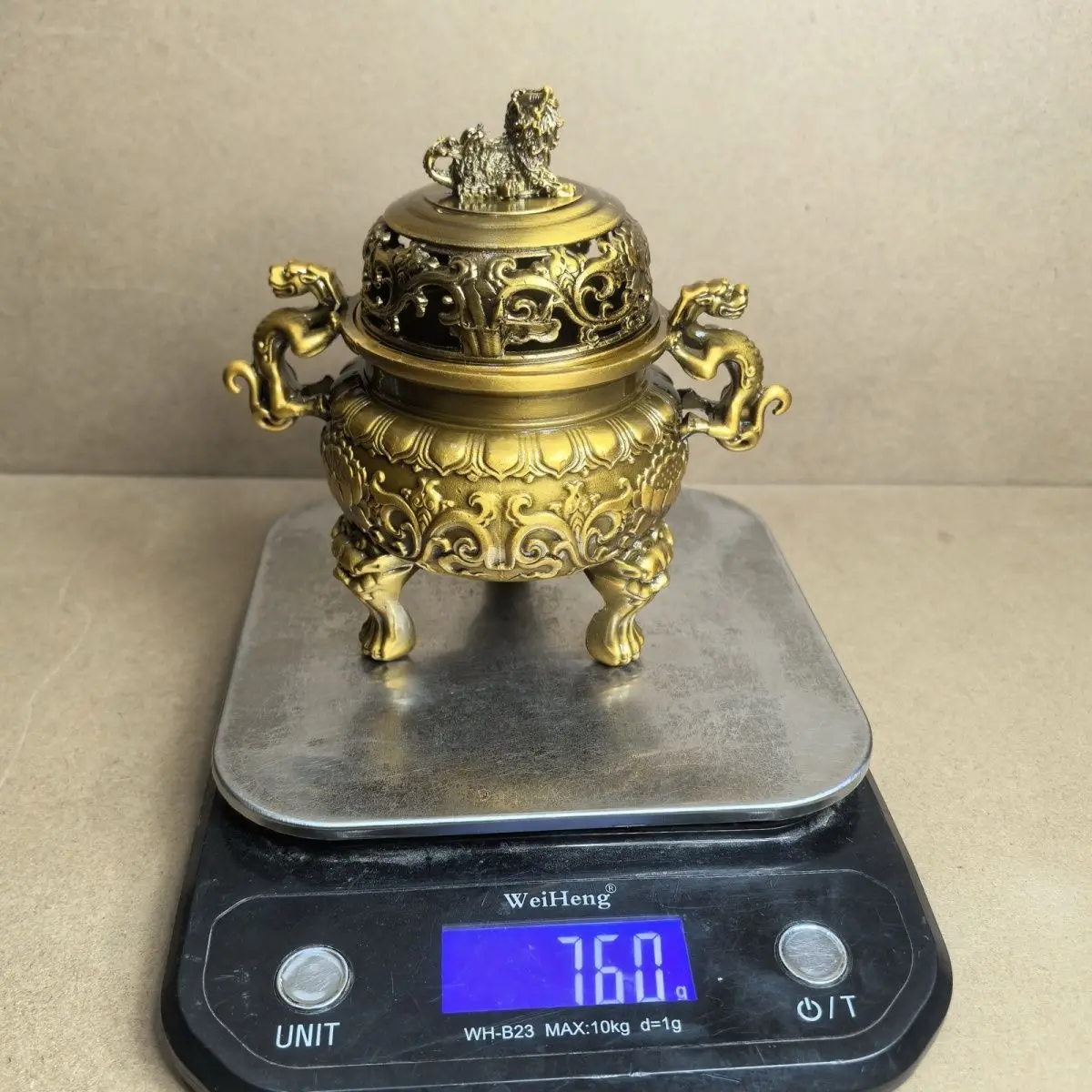 Beast head with lid Erlong incense burner Indoor Buddhist hall tea ceremony sandalwood three-legged aromatherapy burner
