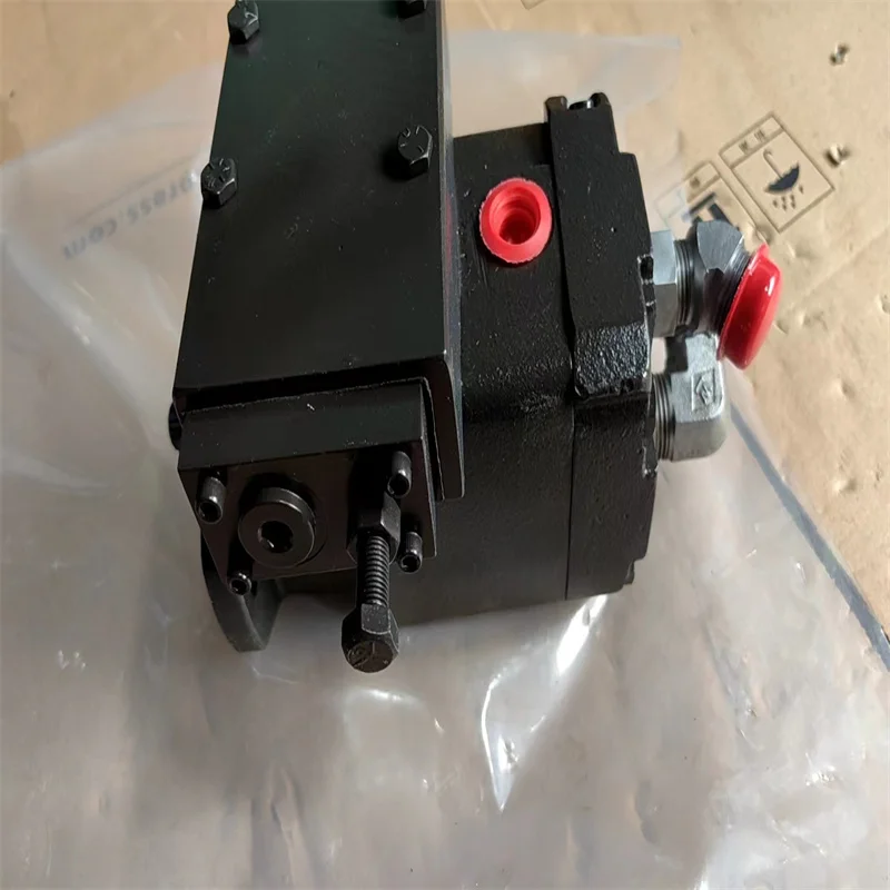 Hydraulic Pump At Series Hydraulic Piston Pump Vane OILGEAR Pump AT139444