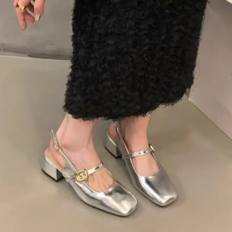Baotou Daily Casual Sandals Women's New Summer Square Head Middle High Heels Simple Comfortable Versatile Single Shoes