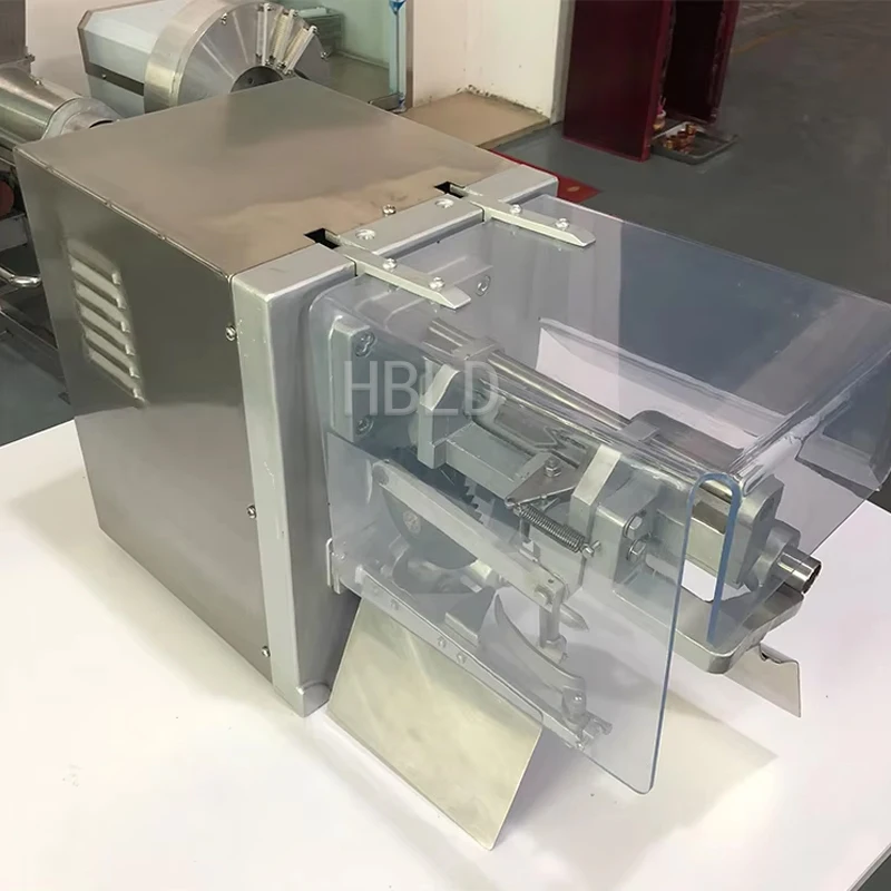 Stainless Steel Small Apple Peeling And Cutting Machine Industrial Apple Coring Machine