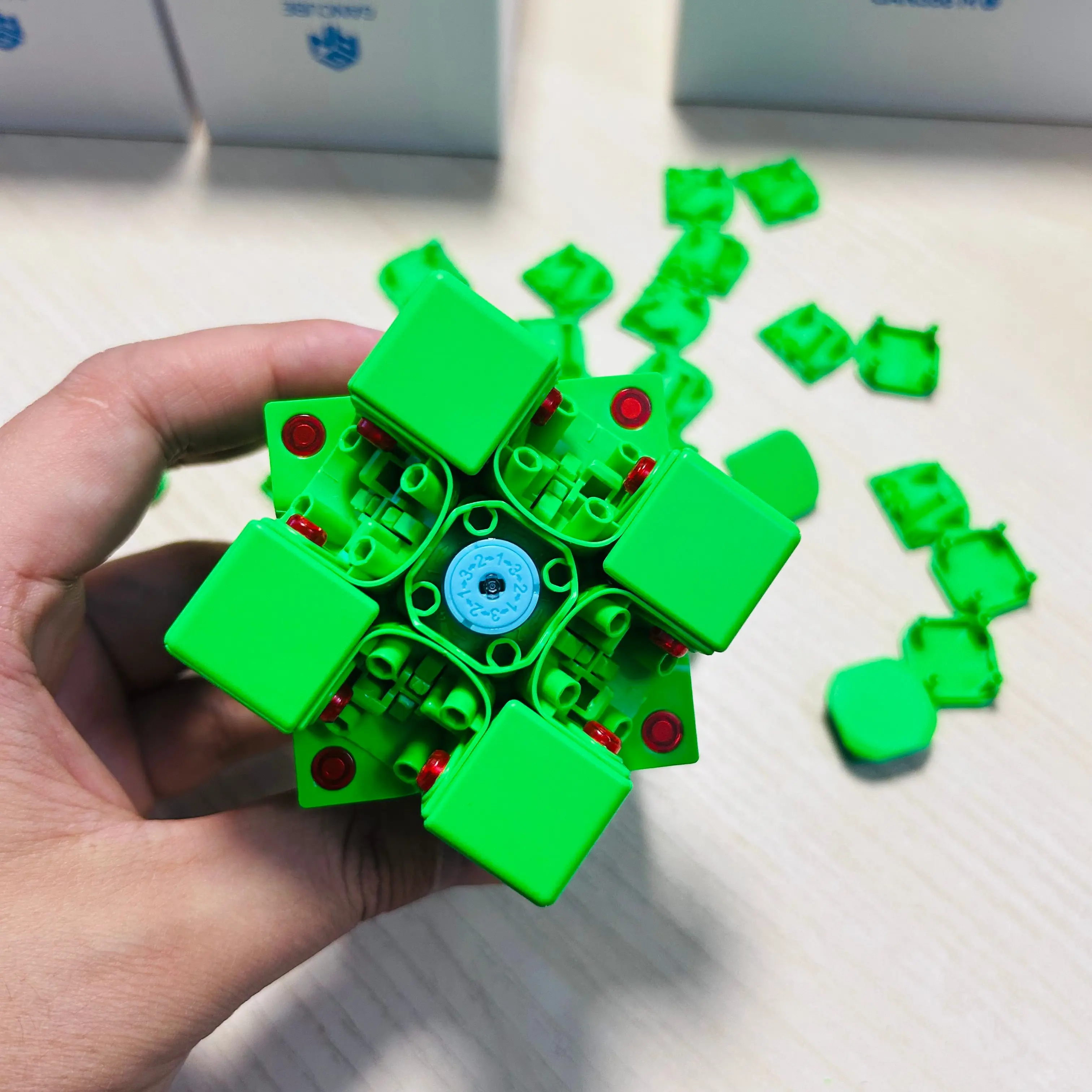 DIY GAN 356ME 2025 Edycja Świąteczna Zielona Kostka Magiczna 3x3 Magnetyczna Bez Naklejek Profesjonalna Zabawka dla Dzieci na Prezent