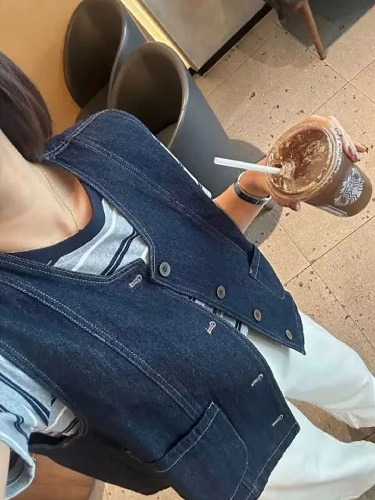 Retro Denim Vest Women's Loose Short Sleeveless round Neck Jacket Casual Breathable Outerwear Fashionable Commute Style Vest