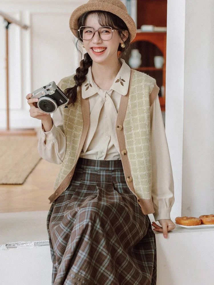 Vintage Plaid Spliced Sweater Vest Women Fashion Chic Simple Tops Girls Young Sweet Lovely Loose Leisure Sleeveless Coats Ins BF