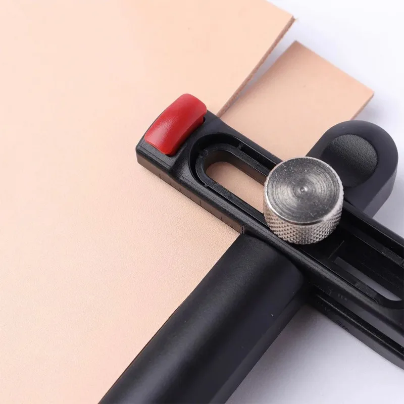 

Leather Strap Cutting Tool, Adjustable Cutter with Scale, Multipurpose Tool for Cutting Leather Belt, Strip and Cord