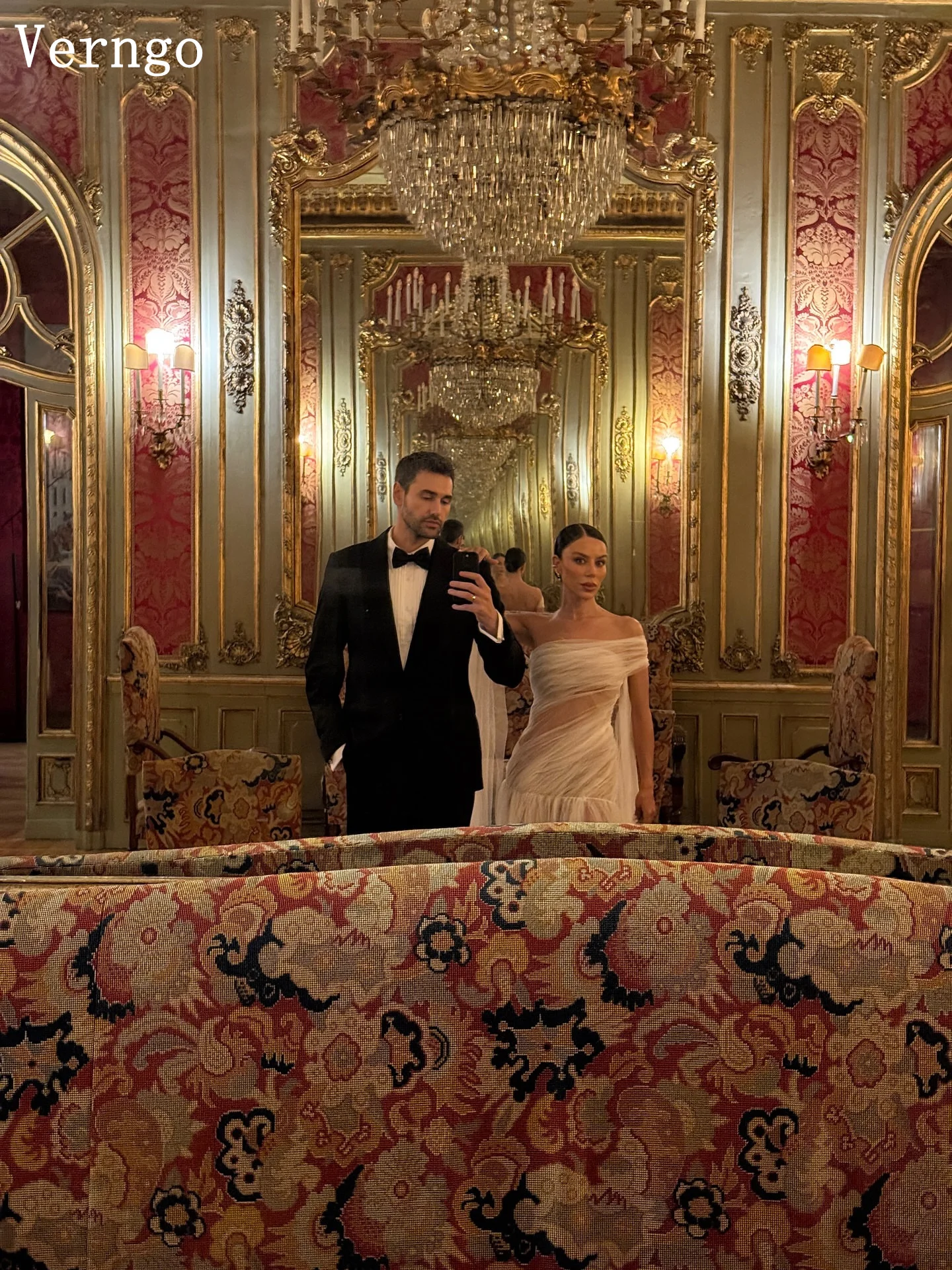 Verngo Sexy robe de mariée en mousseline de soie une épaule sirène plissée robes de mariée élégante Illusion Sweap Train robe de mariée personnalisée