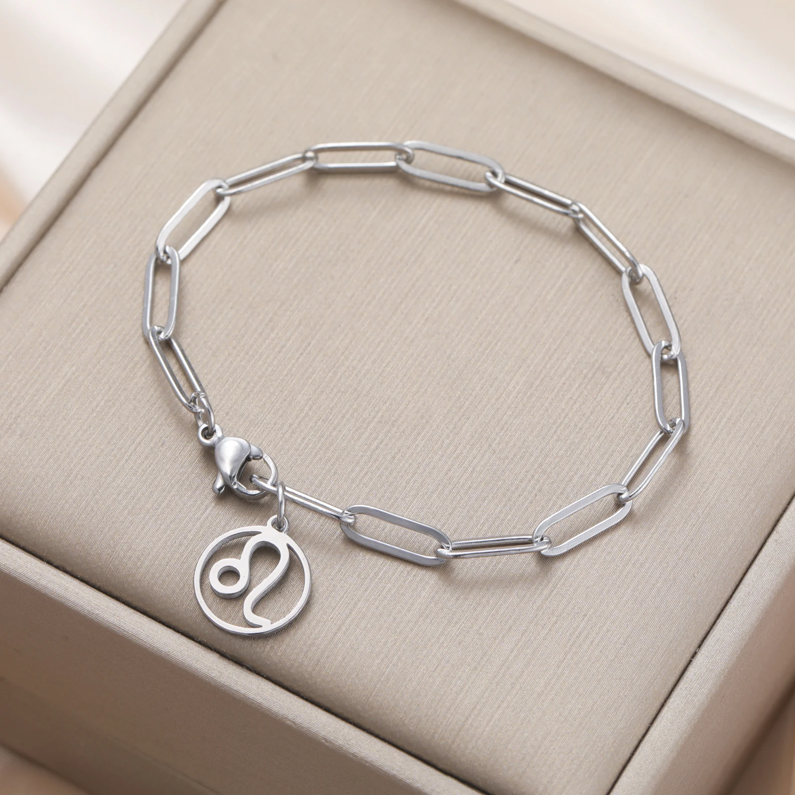 Unift Classic 12 Constellation Star Libra Scorpio Charms Bracelets for Women Men Stainless Steel Chain Zodiac Sign Jewelry Gift