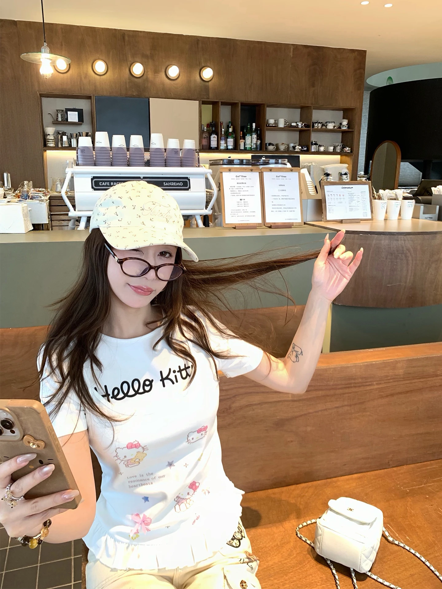 

Белая женская футболка Xueke с коротким рукавом, облегающая, в корейском стиле, с милым дизайном, повседневный модный топ с круглым вырезом и буквенным принтом