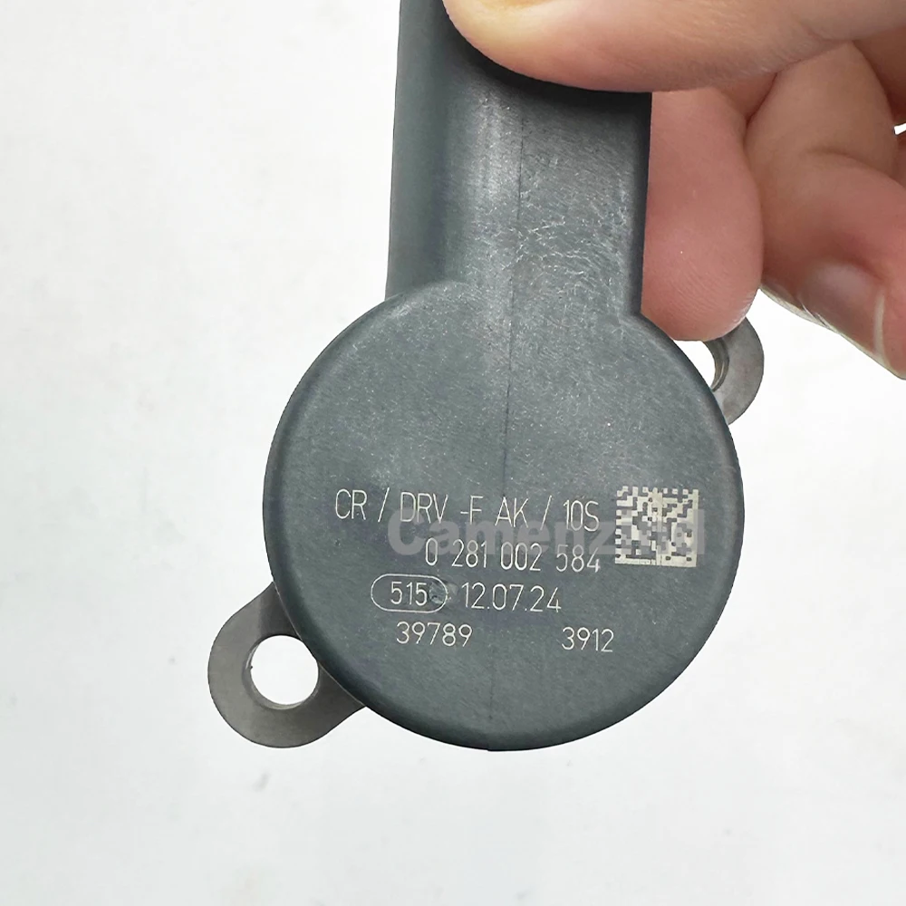 วาล์วระบายแรงดันน้ำมันเชื้อเพลิง 0281002584 93177364 73503347 93177364 1561084E50 ใช้ได้กับรถยนต์ Fiat ALFA LANCIA OPEL Suzuki 1561084E50000