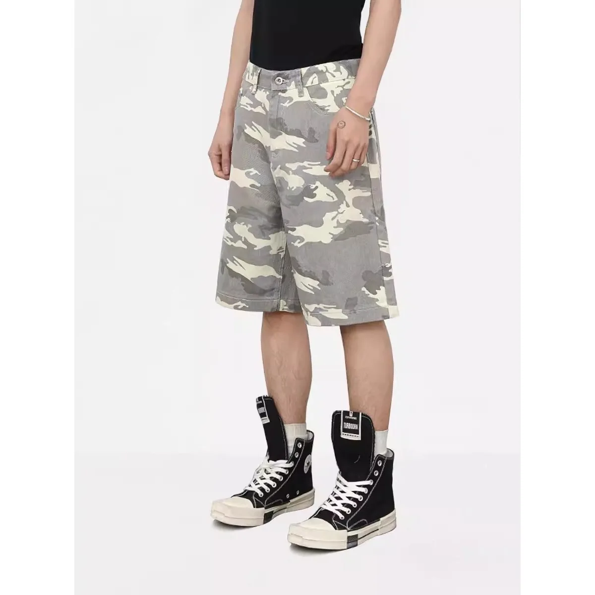 American Retro Men's Summer Trendy Brand Camouflage Medium Pants Loose Straight Five-point Pants Casual Wide-leg Denim Shorts