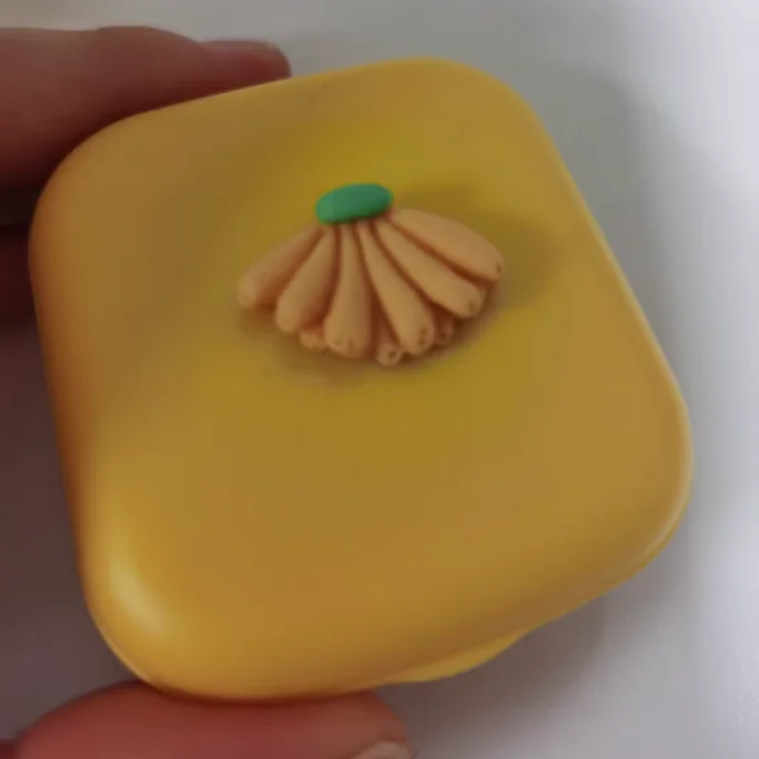 Fruit Contact Lens Case Portable Contact Lenses Box Container with Lens Holder Tweezer Contact Applicator Eyewear Accessories