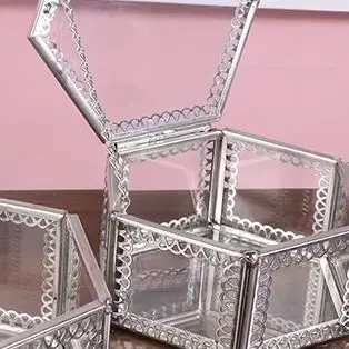 

Шестигранная прозрачная стеклянная коробка для хранения ювелирных изделий, кольца, серьги, бусины, витрина для монет, органайзер на память, настольный контейнер