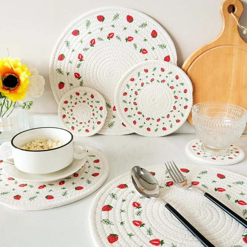 

1Pc Thicken Round Woven Insulation Pad Table Mat Cotton Strawberry Flower Printed Placemat Dish Coaster