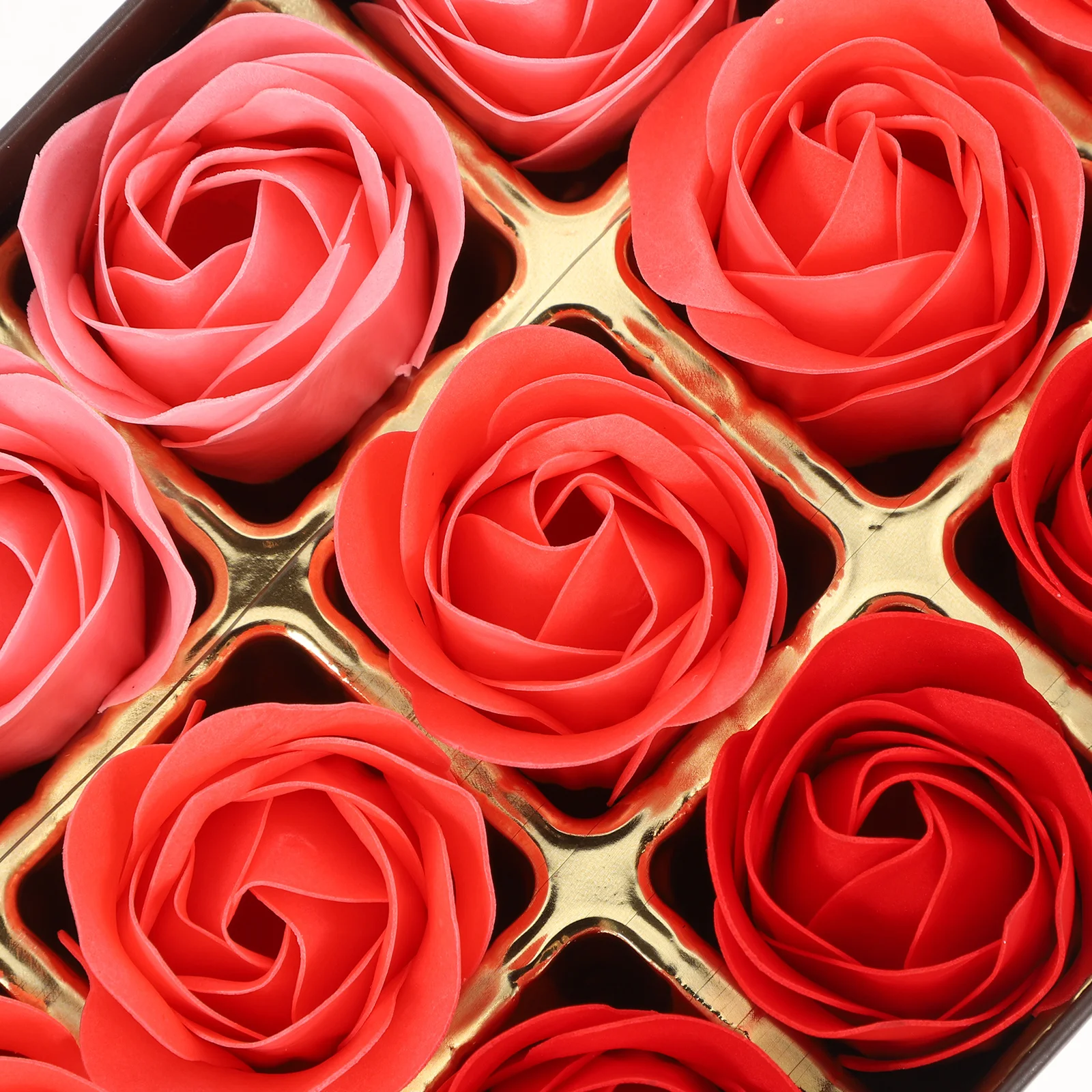 

18pcs Simulation Rose Soap Flower Box Exquisite Craftsmanship Long Lasting Fragrance No Watering Needed Valentine Gift Wedding