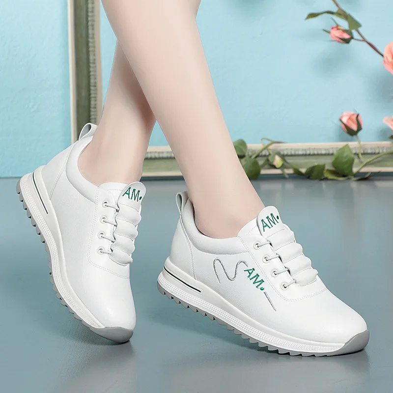 

Fashion Comfortable Women's Casual Shoes Spring 2024 Soft Leather White Chunky Sneakers Platform Shoes for Daily Walking