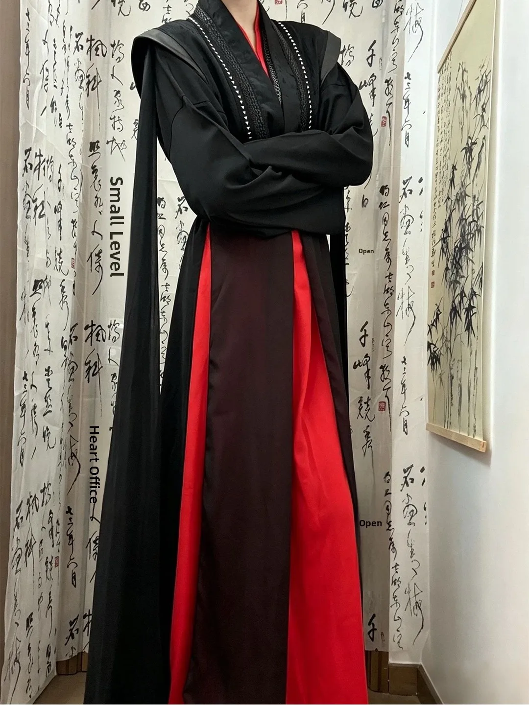 Black Red Versatile Youthful Cosplay Costume Martial Artist Style Ancient Chinese Fashion Hanfu Suitable for Comic Conventions