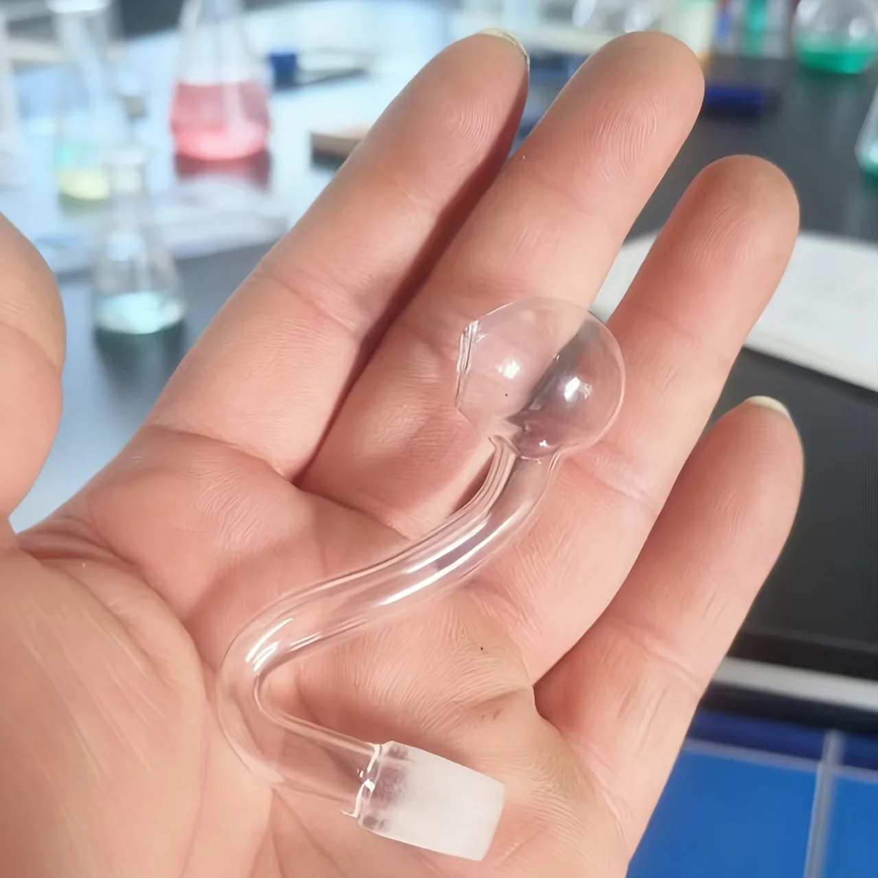 5 قطع من أنابيب الزجاج الملونة المصنوعة من زجاج البورسليكات، ومقاومة لدرجات الحرارة العالية والتآكل، والمواد الاستهلاكية لأدوات المختبرات.