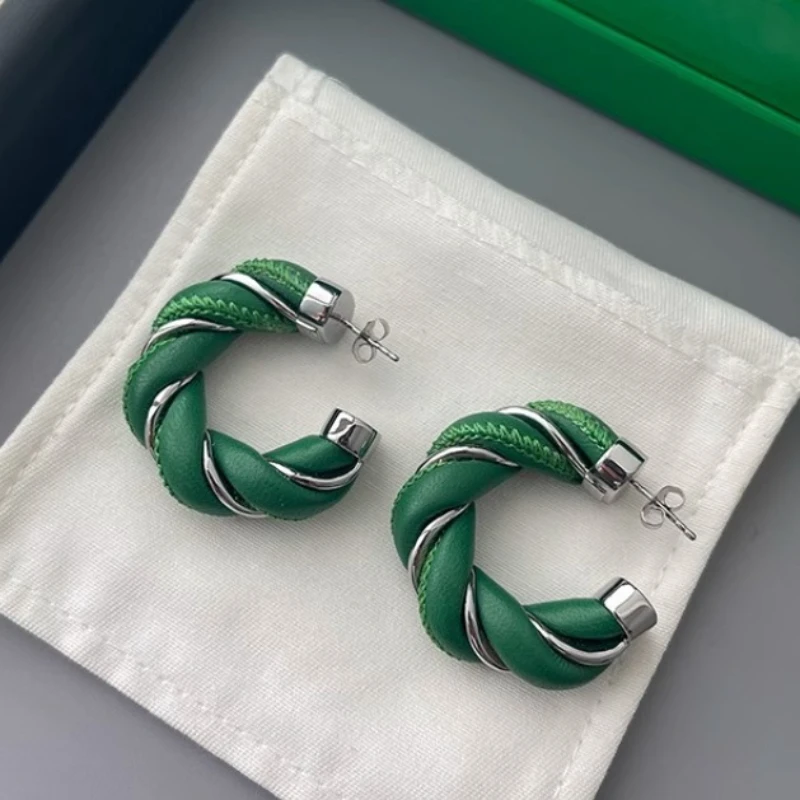 

Europe Fashion Designer Sheepskin C Shaped Luxury Earrings Women Top Quality Jewelry Accessory Trend