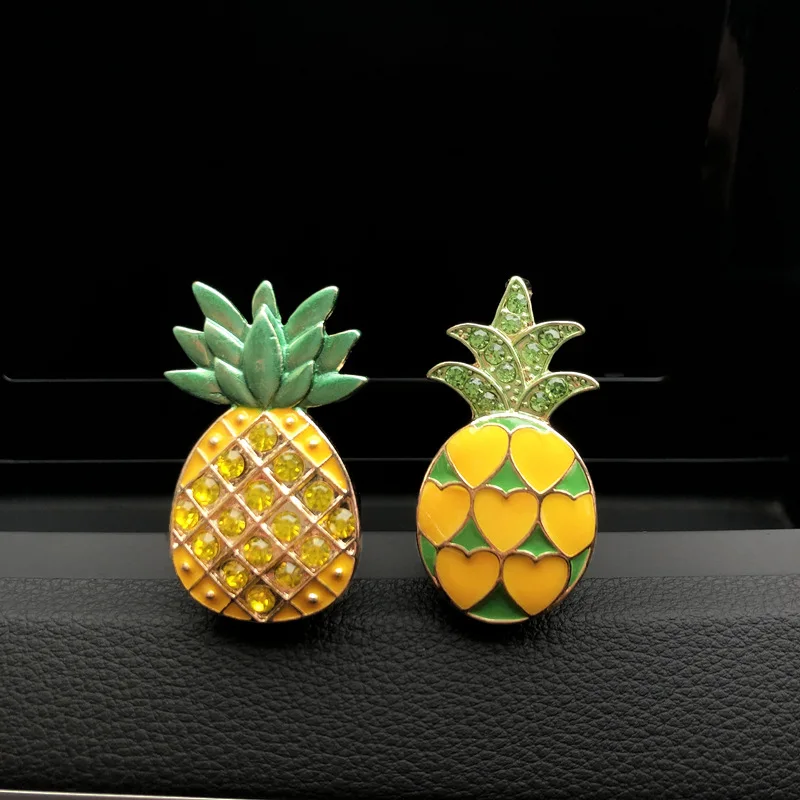 Car Air Freshener Perfume Rhinestone Pineapple Car Air Vent Clip Smell Diffuser Auto Accessories Interior Woman Perfume Gift