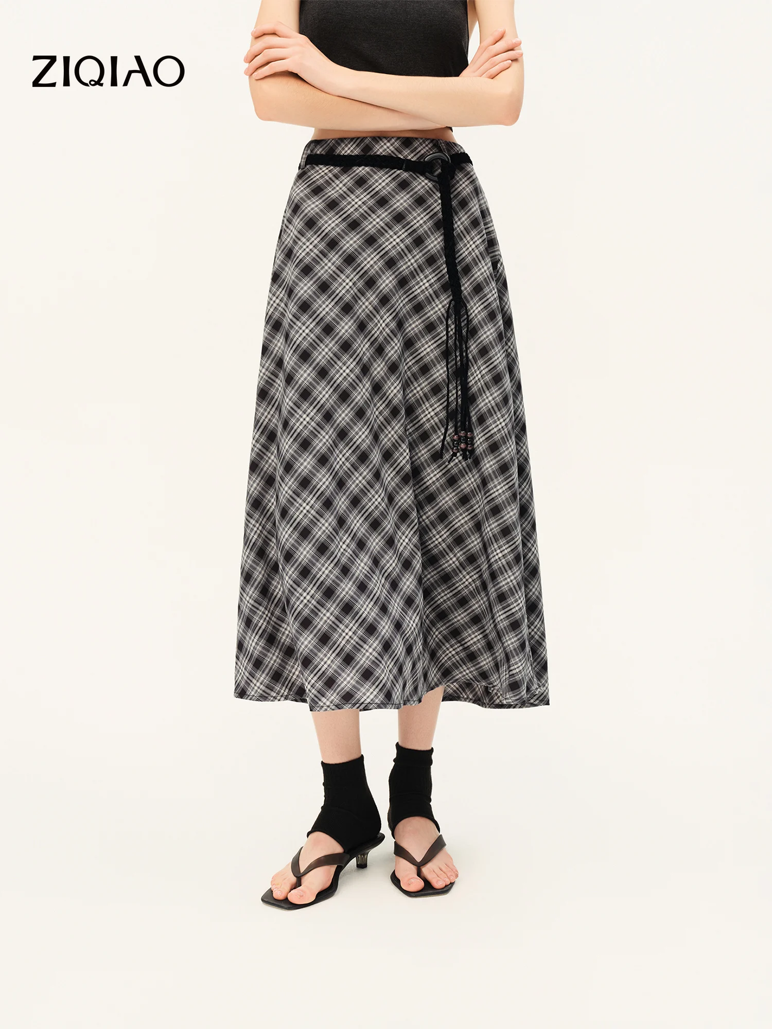 ZIQIAO 2026 Fall Women's Vintage Plaid Bias-Cut A-Line Midi Skirt, Retro Modern Print Flared Hem for Heritage Chic Style Skirt