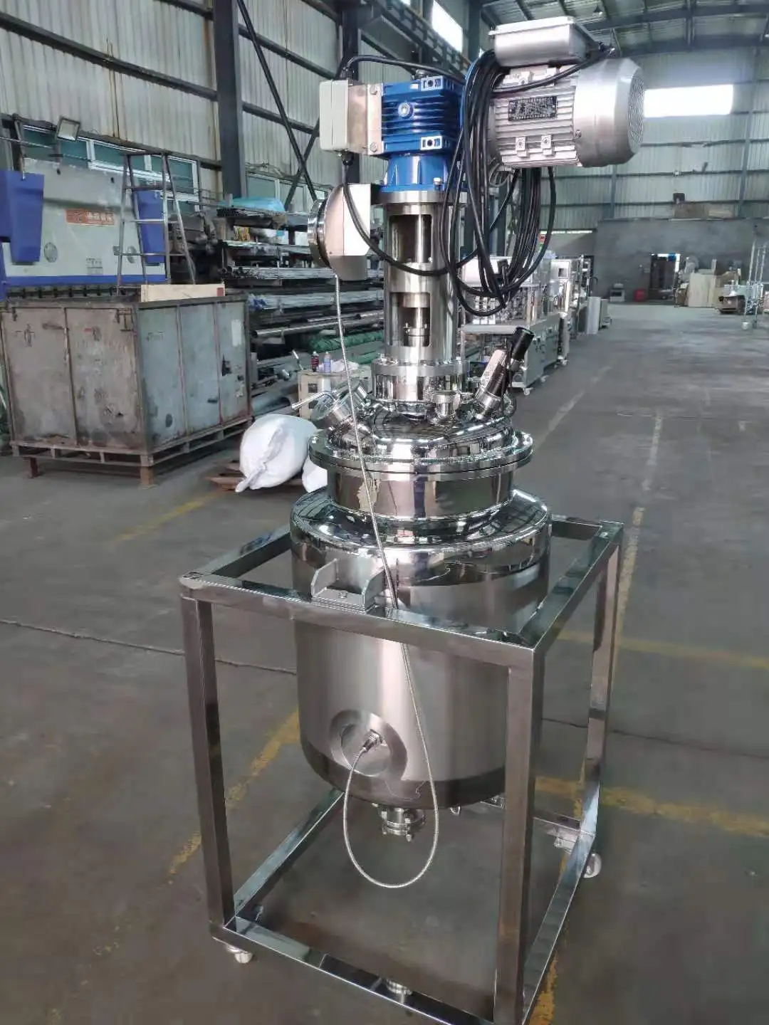 Serbatoio di cristallizzazione industriale in acciaio inossidabile, cristallizzatore evaporativo, cristallizzatore sottovuoto