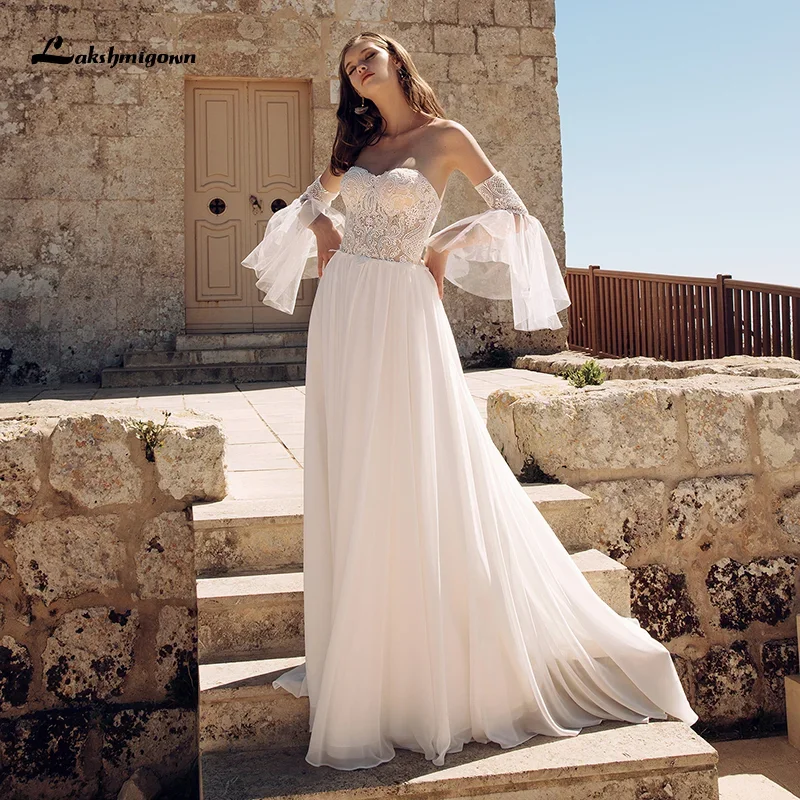 2021 Nuovi abiti da sposa Boho Beach A Line con maniche staccabili Applique in pizzo Abiti da sposa eleganti robe de mariee Lakshmigown