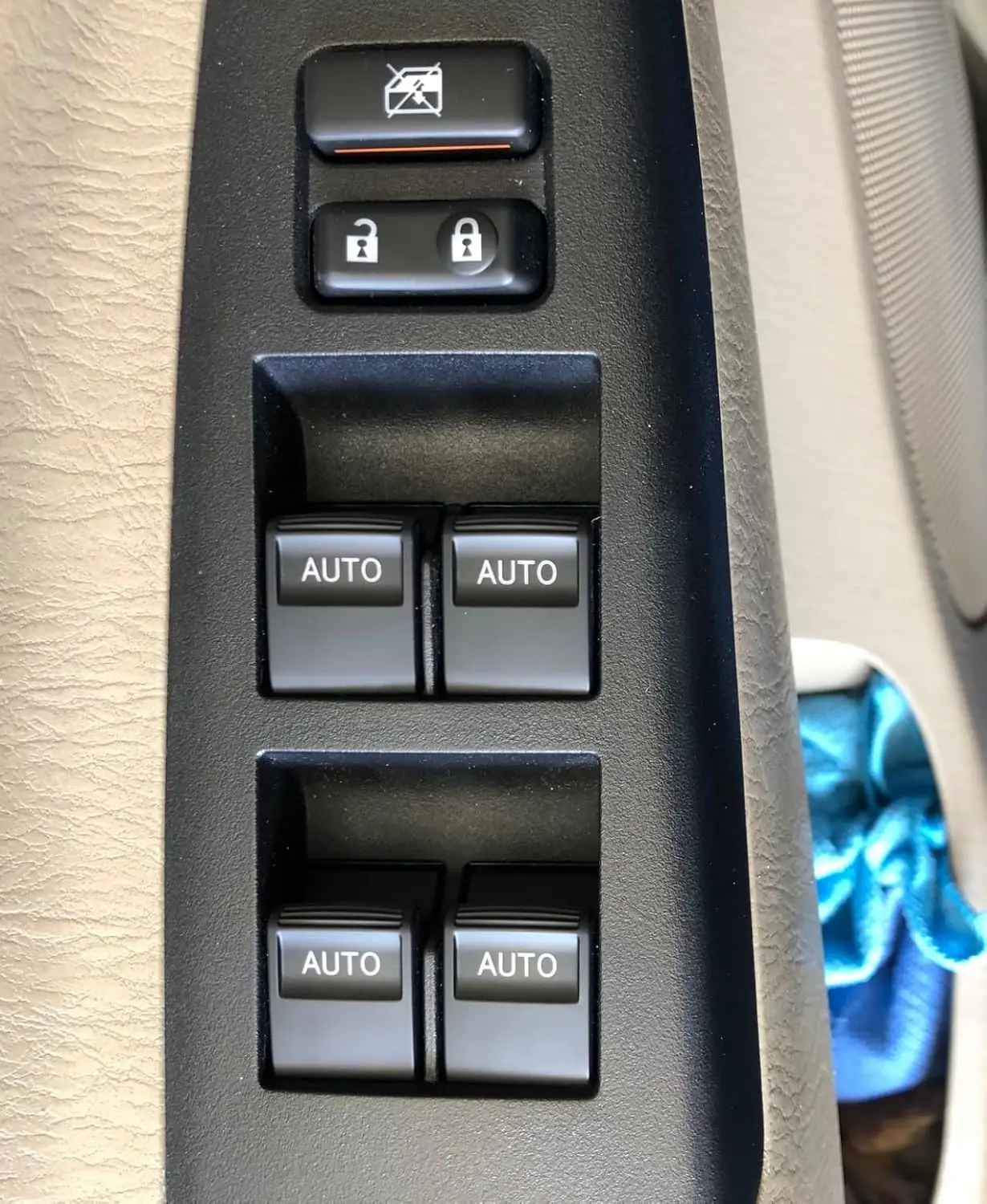 

For Toyota Tundra 2007-2021 LED Car Power Window Switch Kit, Auto Down Up Master Switch with Lock Unlock Button, White Light