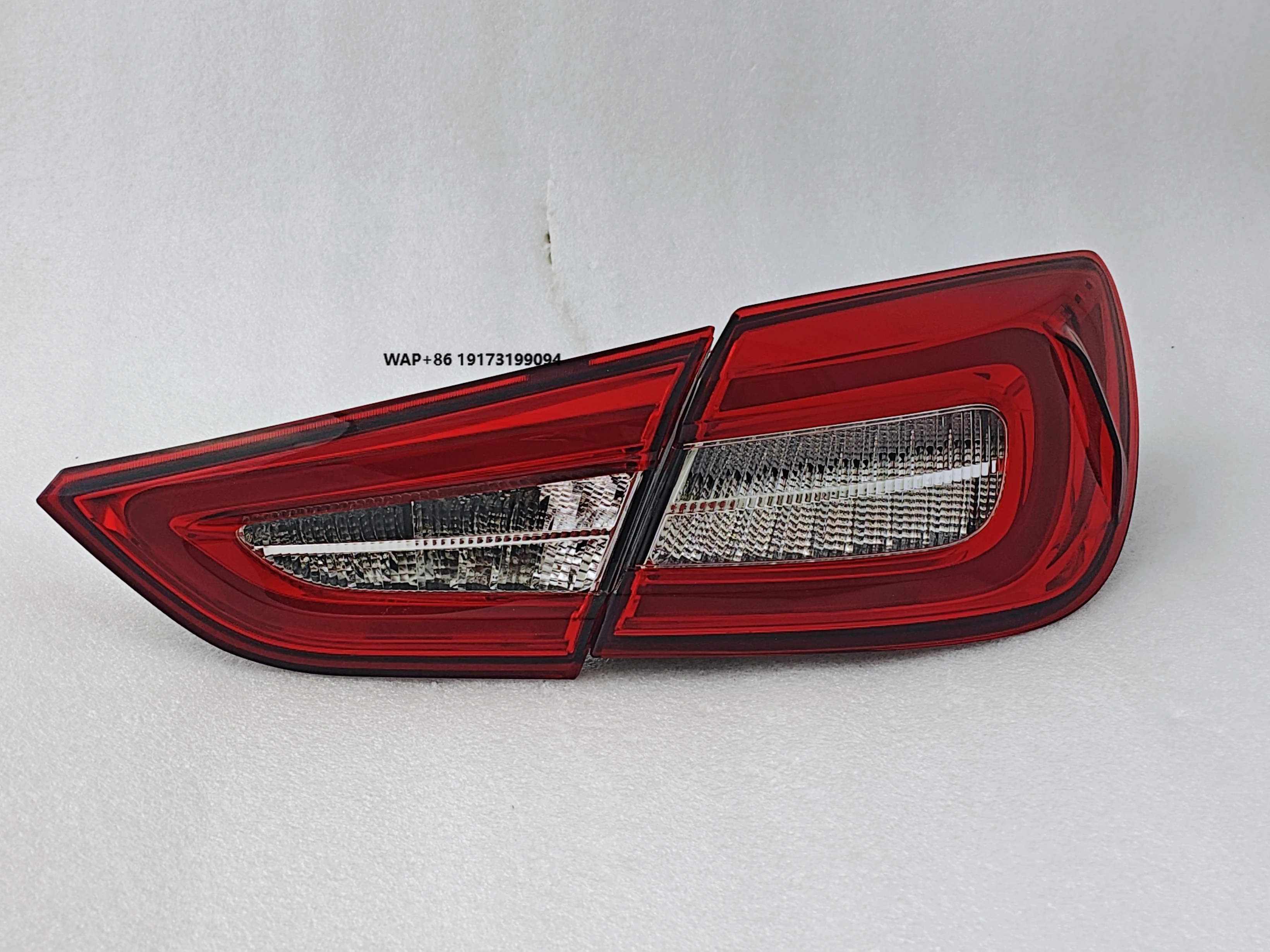 

Factory Supply Car Lamp Replacement Parts Car Tail Lights for Quattroporte