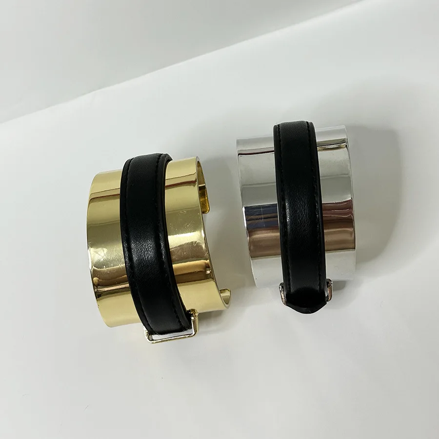 new exaggerated fashion show metal leather wide open bracelet light luxury luxury small high-grade exquisite bracelet