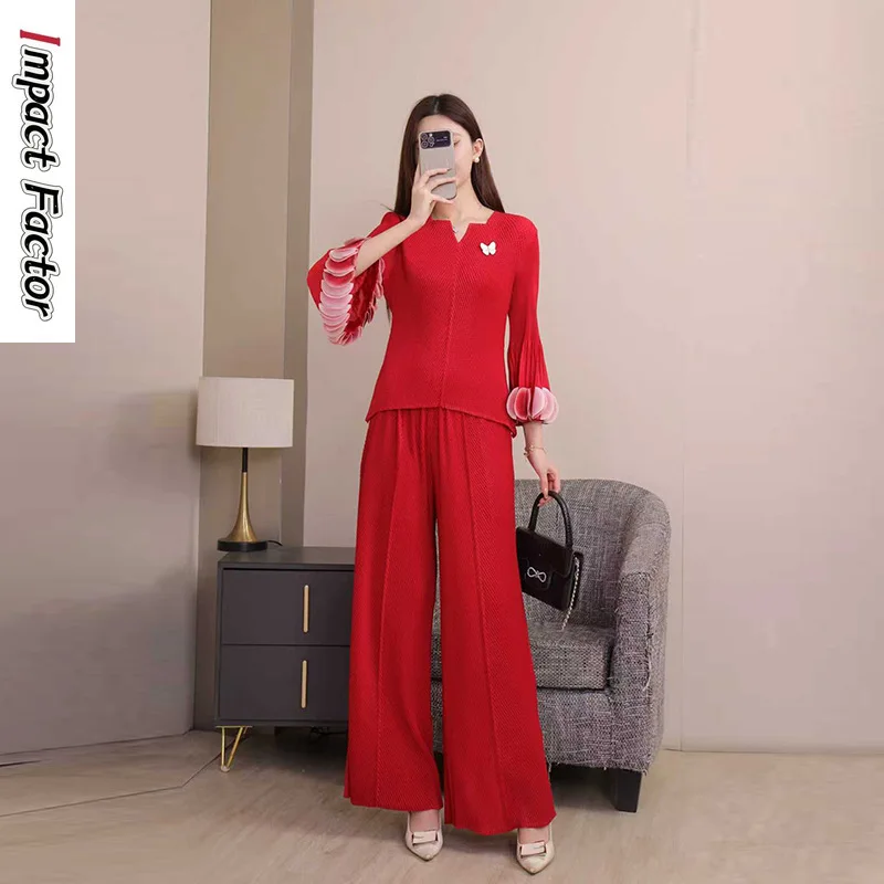

Miyake 2025 Autumn and Winter New Petal Top Wide-leg Pants Two-piece Set Pleated Fashion Commuter Slim Suit Women