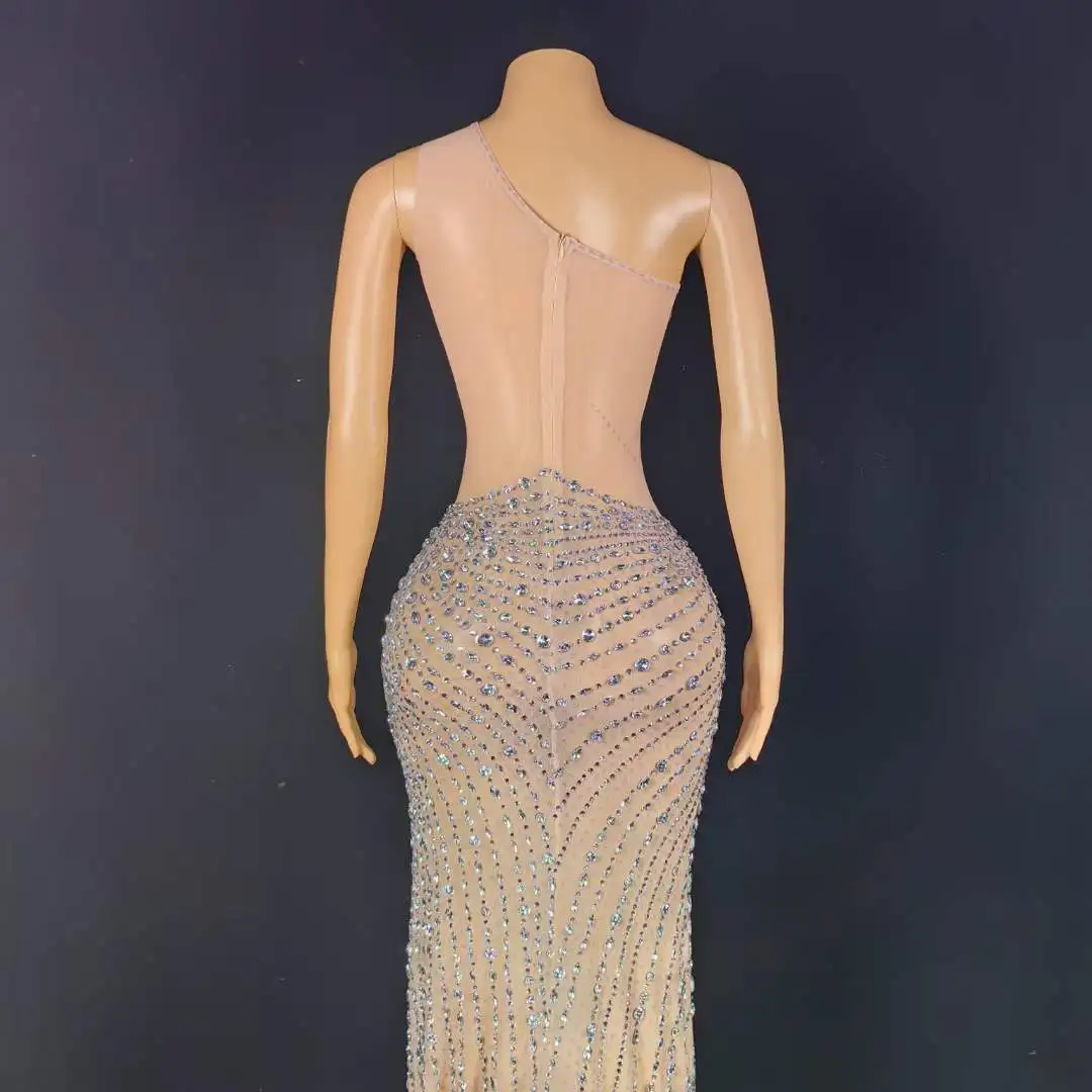 المرأة بقماش شفاف الفضة حجر الراين فيغاس Showgirl كريستال فستان طويل لحفلة عيد ميلاد المغني أداء سحب الملكة زي