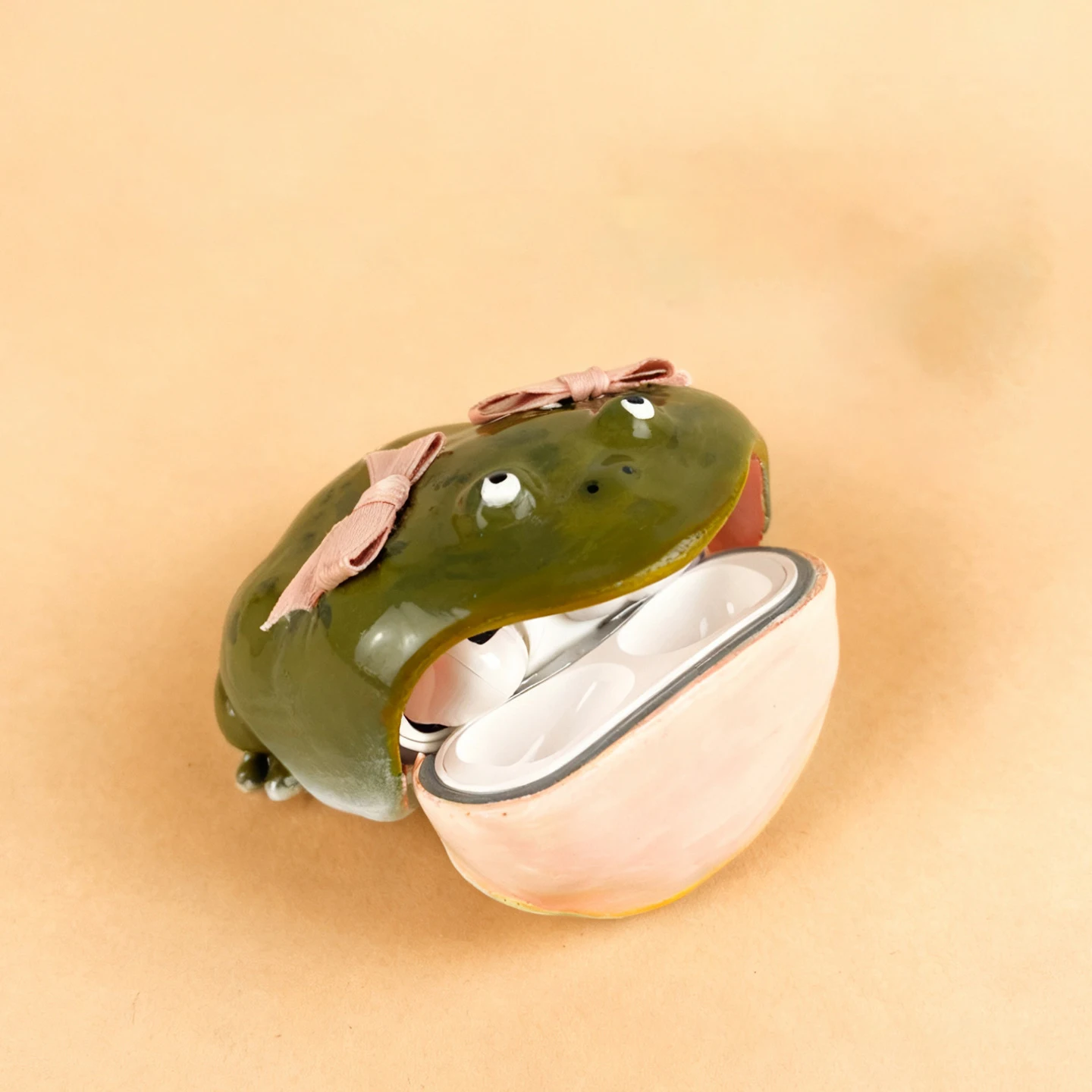 

Чехол для наушников ручной работы Ugly Frog для Airpod, милый забавный розовый бант, лягушка, защитный чехол для наушников, креативный дизайн, подарок для друзей