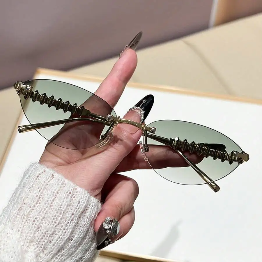 INS  Metal Rivet Frameless Cat-Eye Fashion Glasses, Unisex Style, Metal-Decorated Fashion Glasses - Suitable As A Gift For view 5