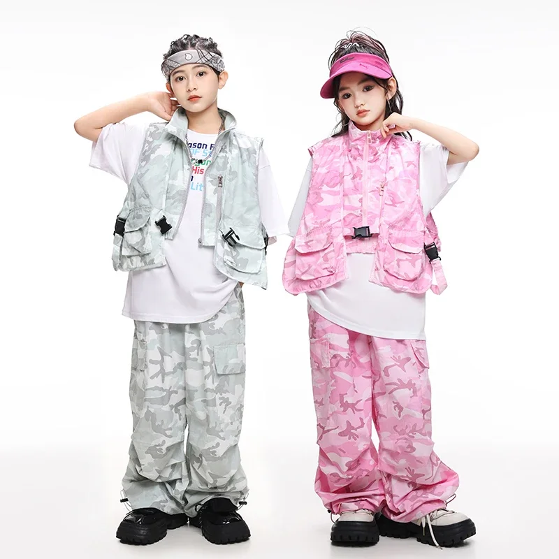 

Одежда для уличных танцев, детский сценический костюм, футболка в стиле хип-хоп для мальчиков, камуфляжный джинсовый жилет, рваные джинсы, уличная одежда для девочек, брюки-карго для детей