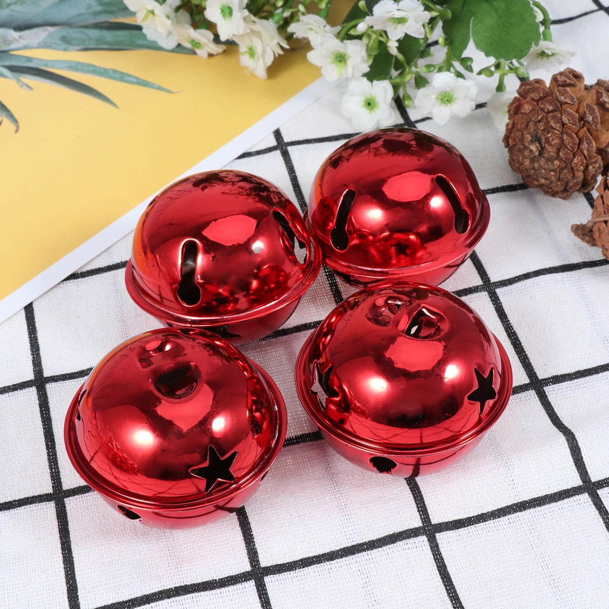 

21Pcs Christmas Bell Set Five- Handmade Jingle Bells with Ribbon for DIY Craft Party Decoration Home Ornaments Hanging