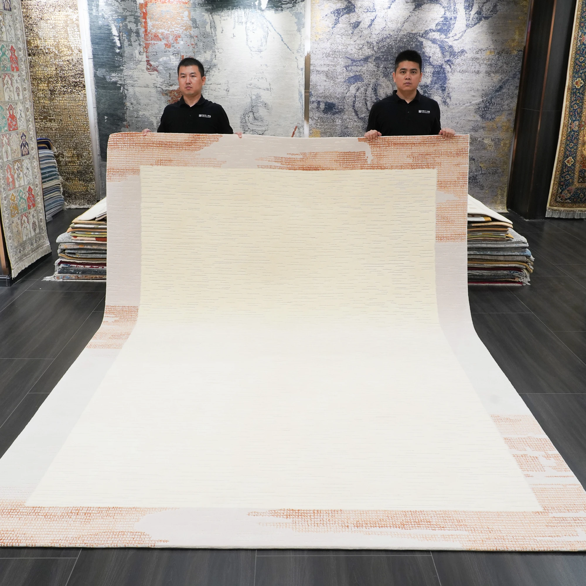2026 Custom Silk Handmade Rug Plain SoftTextured Tufted  Luxury Carpet with High-Density Wool Bedroompromote sales