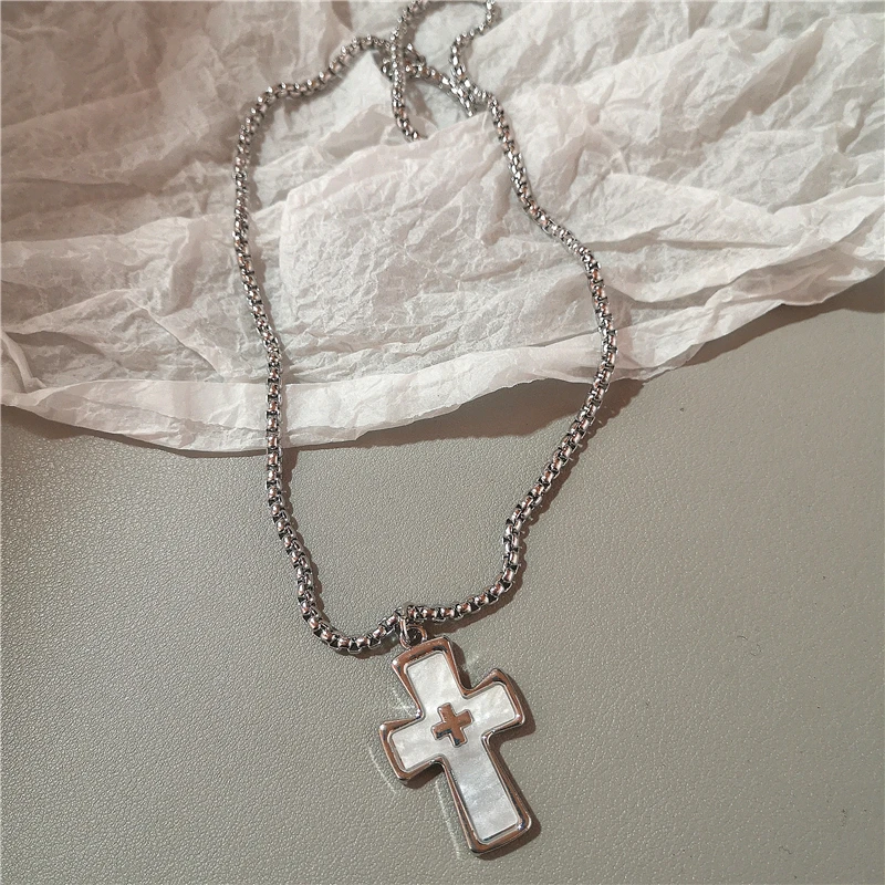 Gothic Dark Style Metall Flügel Stern Kreuz Dornes Herz Anhänger Halskette Y2K Personalisierte Kreative Punk Frauen Männer Charm Schmuck – Detail 9
