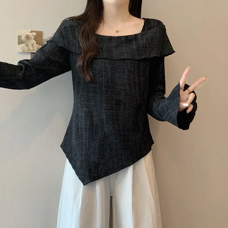 

2025 New Autumn Clothing for Women Fashionable Textured Square Collar Irregular Bell Sleeves Elegant Tops