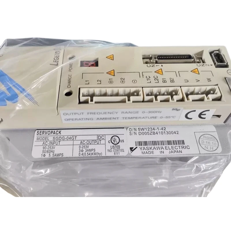 New In Box Yaskawa SGDG-04GT Servo Drive 1 Year Warranty