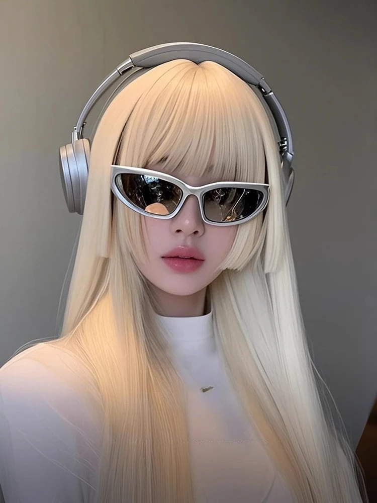 

Cyberpunk Futuristic Y2K Sunglasses Women's Outdoor Mountaineering Millennial Style Spice Girls Sunglasses Men's 2025 New Models