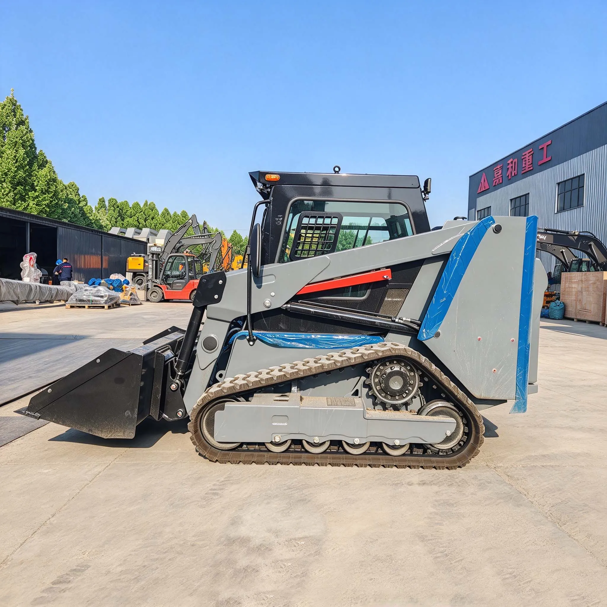 Sit-on Mini Skid Steer Loader SAAO Diesel Hydraulic Loader with Bucket for Farm Garden and Material Handling