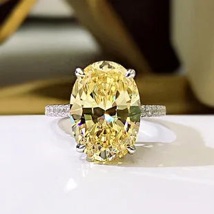 

The 2025 New S925 Silver High-carbon Diamond 8*12 Oval Redean Ring Is Suitable for Women To Wear Daily and Attend Parties