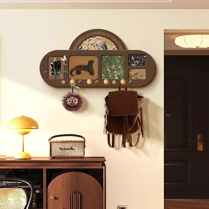 Medieval style entrance entrance entrance wall hanging key hook bedroom coat rack advanced sense storage hanging painting