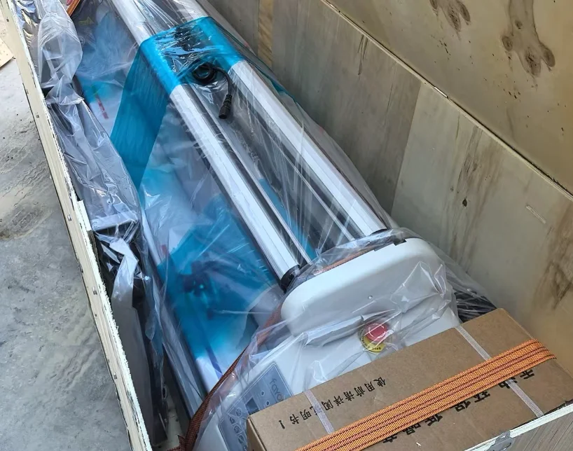 

Ламинатор Fayon 1600Da для рекламных виниловых материалов, электрический рулонный ламинатор 1.6 м