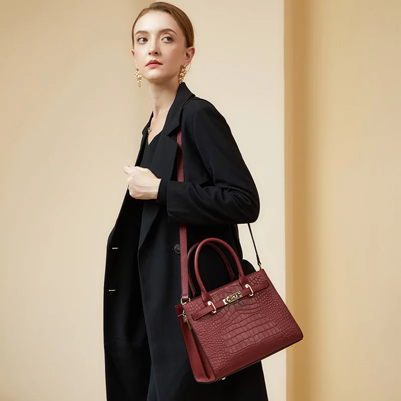 2024 New Summer Fashion Large Capacity Genuine Leather Mom bags Bolsas para mujeres bagsfor lady tote handbag square crossbody