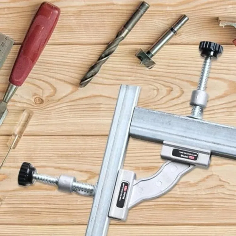 Adjustable Welding Clamp Made of Stainless Steel Fast Clamping Fixture for Precise Positioning in Woodworking and Metal Welding
