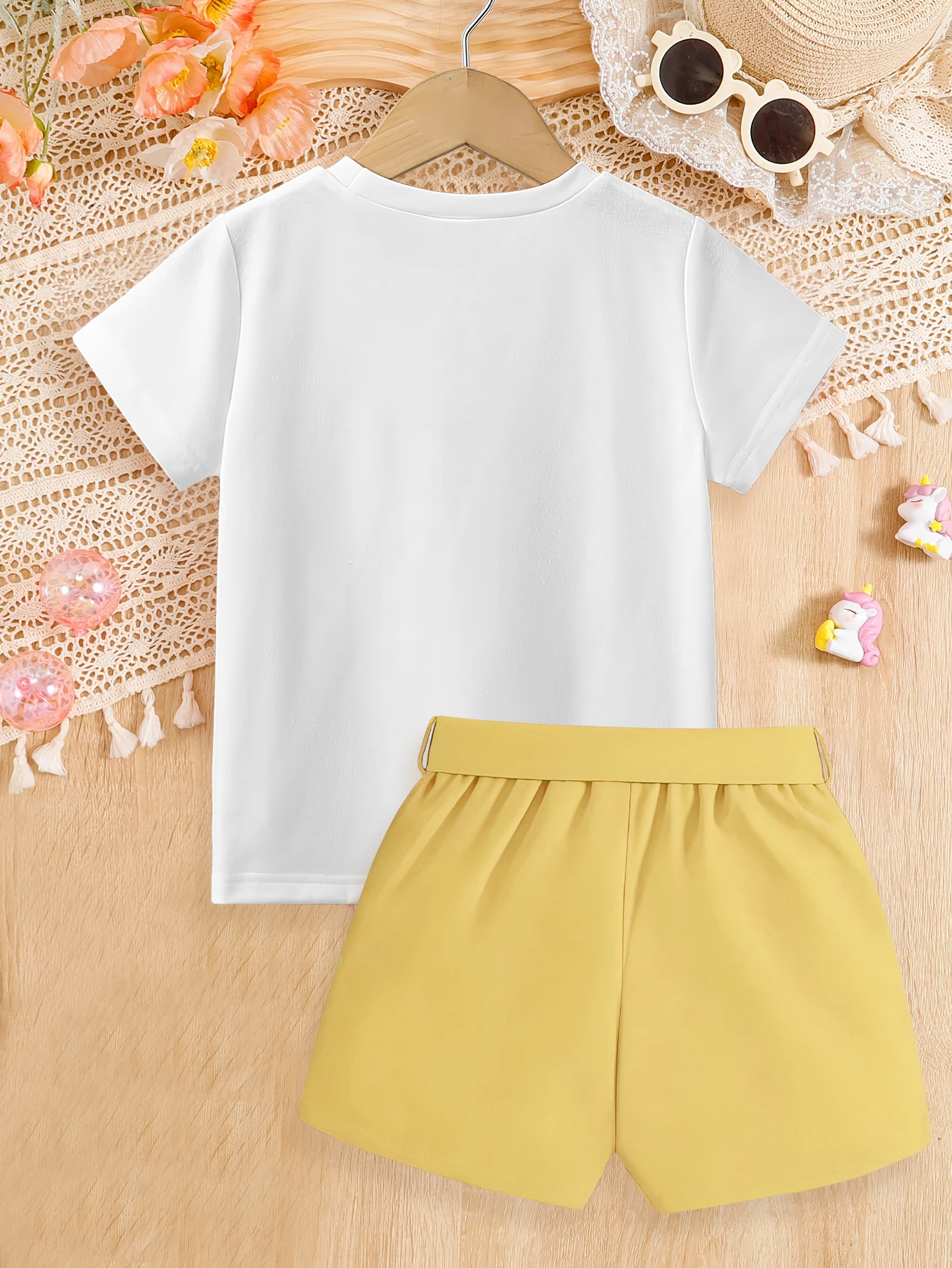 2 pieces: Valentine's Day Summer Girls Set Cute Cartoon Heart Print T-shirt Woven Bow Shorts