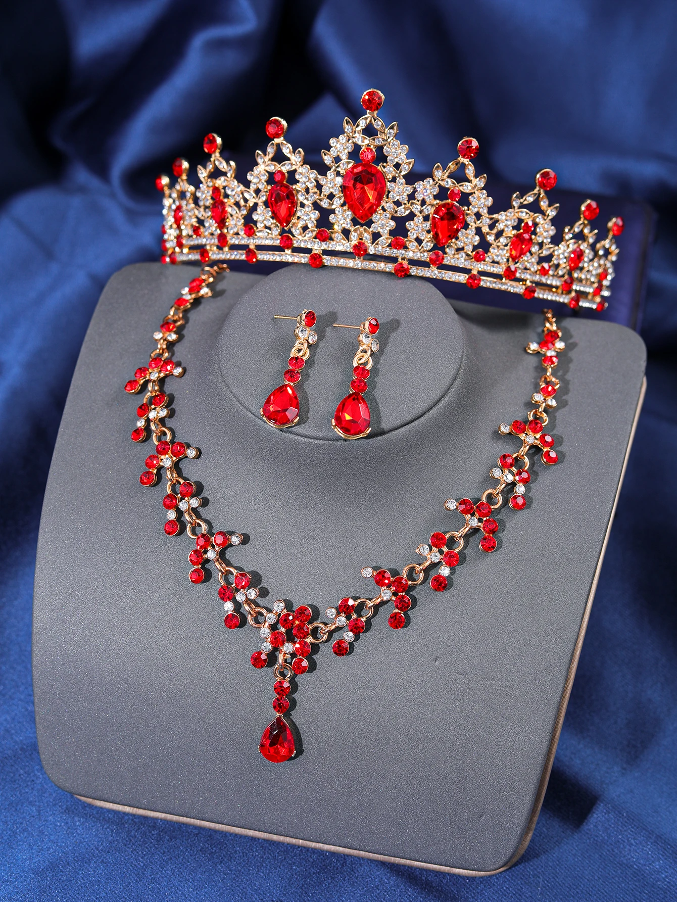 4. elegante Strass Königin Wasser Diamant Krone Ohrringe Halskette Zubehör Set Braut Hochzeit Kopfbedeckung Haarschmuck Gorg